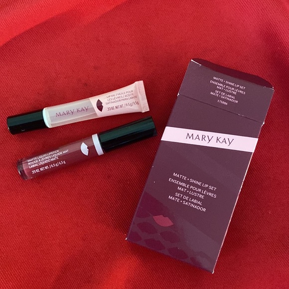 Assorted Mary Kay lip products - Picture 2 of 8